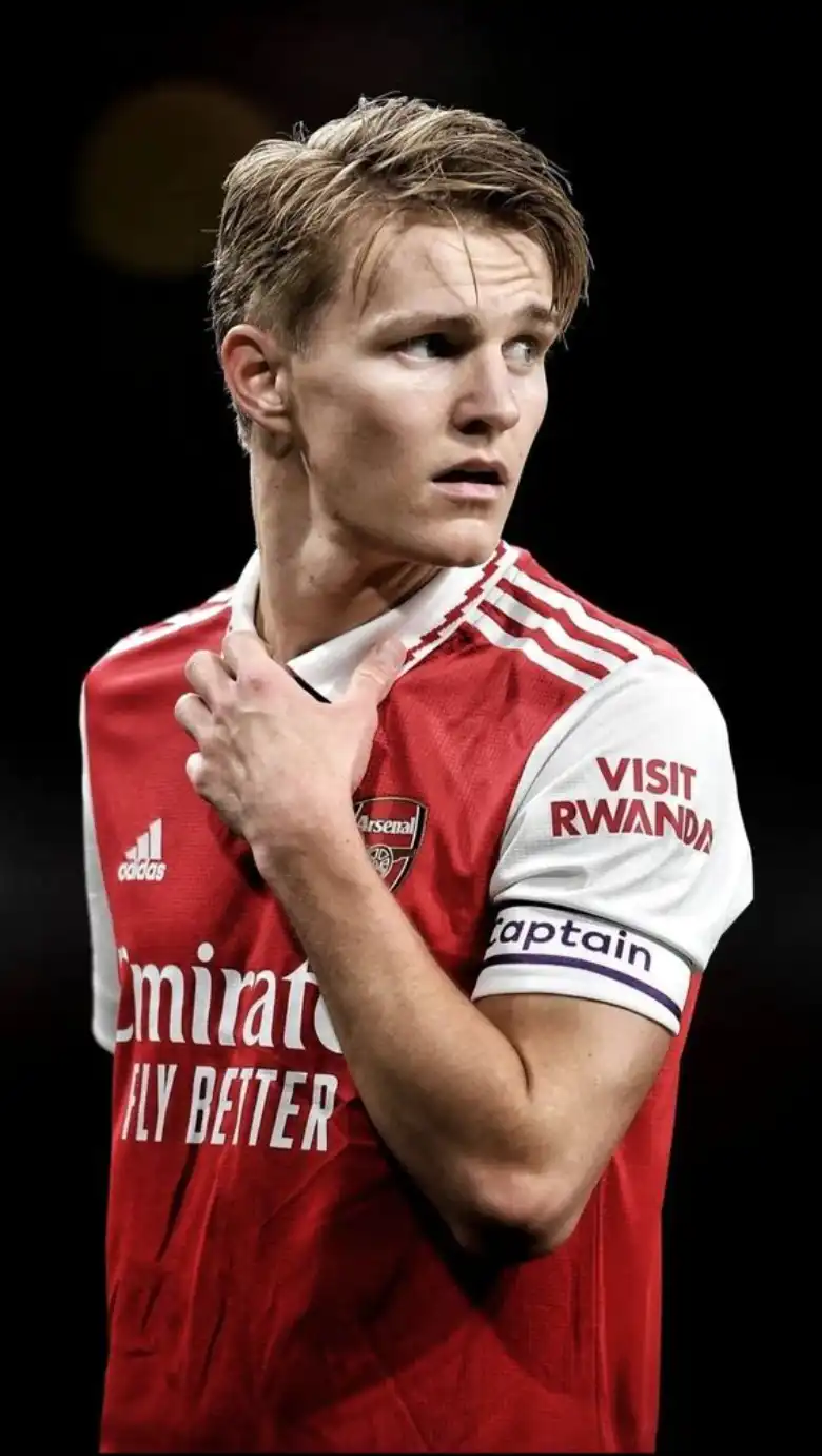 Hình nền điện thoại Martin Odegaard - Arsenal Việt Nam (1)